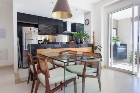 Apartamento à venda com 77m², 1 quarto e 1 vagaSala de Jantar