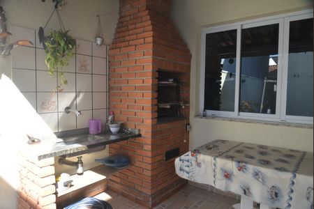 Casa à venda com 216m², 3 quartos e 2 vagasÁrea gourmet