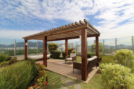 Apartamento à venda com 77m², 2 quartos e 1 vagaÁrea comum