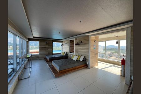 Apartamento à venda com 77m², 2 quartos e 1 vaga Apartamento à venda com 77m², 2 quartos e 1 vagaÁrea comum - Sauna