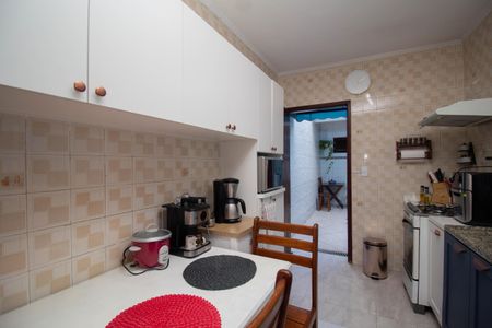 Casa à venda com 224m², 2 quartos e 2 vagasCozinha