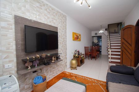 Casa à venda com 224m², 2 quartos e 2 vagasSala