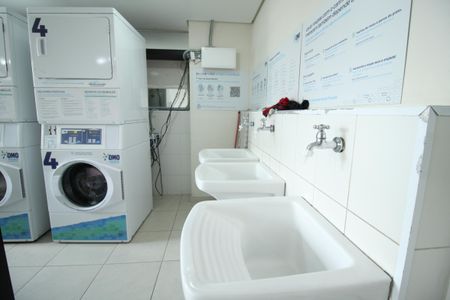 Apartamento à venda com 32m², 1 quarto e sem vagaÁrea comum