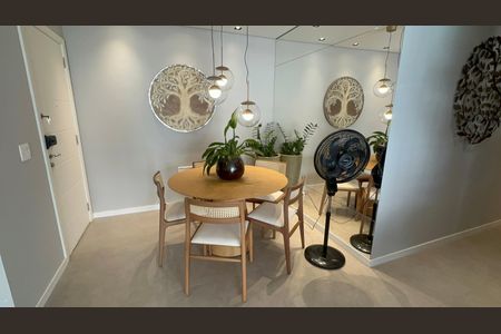 Apartamento para alugar com 74m², 2 quartos e 1 vaga Apartamento para alugar com 74m², 2 quartos e 1 vagaSala