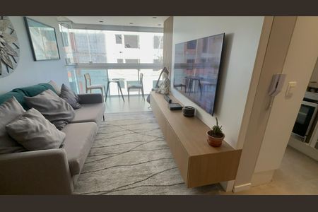 Apartamento para alugar com 74m², 2 quartos e 1 vaga Apartamento para alugar com 74m², 2 quartos e 1 vagaSala