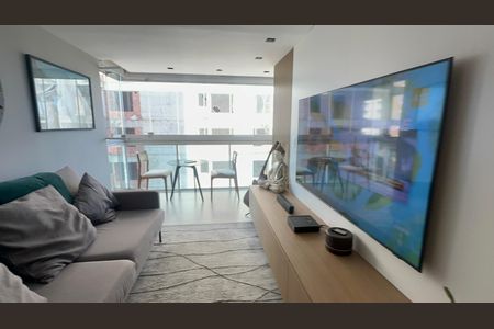 Apartamento para alugar com 74m², 2 quartos e 1 vaga Apartamento para alugar com 74m², 2 quartos e 1 vagaSala