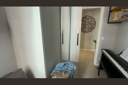 Apartamento para alugar com 74m², 2 quartos e 1 vaga Apartamento para alugar com 74m², 2 quartos e 1 vagaQuarto
