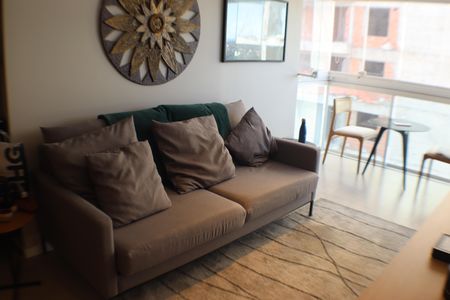 Apartamento para alugar com 74m², 2 quartos e 1 vaga Apartamento para alugar com 74m², 2 quartos e 1 vagaSala