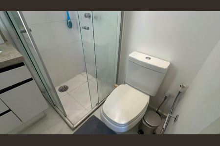 Apartamento para alugar com 74m², 2 quartos e 1 vaga Apartamento para alugar com 74m², 2 quartos e 1 vagaBanheiro da Suíte