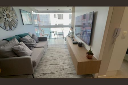 Apartamento para alugar com 74m², 2 quartos e 1 vaga Apartamento para alugar com 74m², 2 quartos e 1 vagaSala