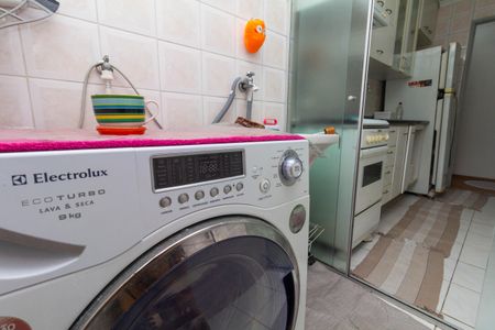 Apartamento para alugar com 60m², 2 quartos e 1 vagaÁrea de Serviço