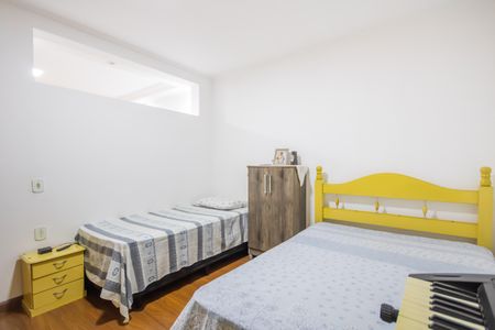 Casa à venda com 152m², 2 quartos e 2 vagasQuarto 