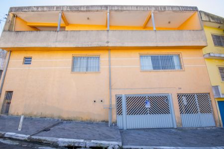 Casa à venda com 152m², 2 quartos e 2 vagasFachada