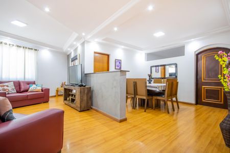 Casa à venda com 152m², 2 quartos e 2 vagasSala