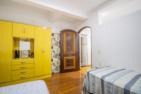 Casa à venda com 152m², 2 quartos e 2 vagasQuarto 