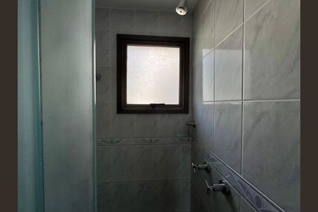 Apartamento à venda com 117m², 3 quartos e 2 vagas Apartamento à venda com 117m², 3 quartos e 2 vagasBanheiro da Suíte