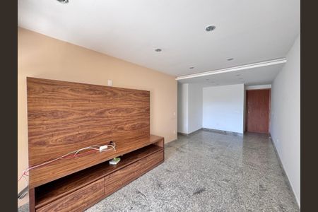 Apartamento à venda com 117m², 3 quartos e 2 vagas Apartamento à venda com 117m², 3 quartos e 2 vagasSala