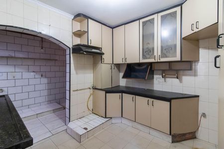 Casa à venda com 300m², 3 quartos e 3 vagasCozinha
