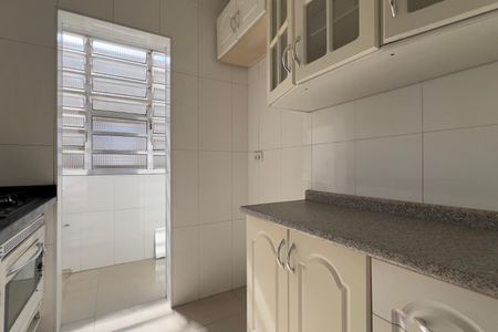 Apartamento à venda com 60m², 2 quartos e sem vaga Apartamento à venda com 60m², 2 quartos e sem vagaCozinha