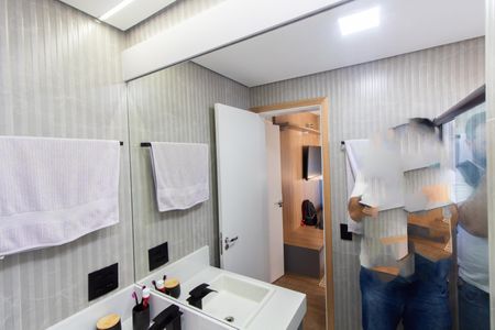 Apartamento à venda com 137m², 4 quartos e 3 vagasBanheiro da Suíte 2