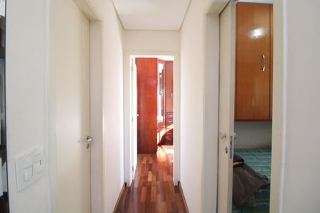 Apartamento para alugar com 67m², 2 quartos e 1 vagaCorredor