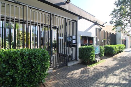 Apartamento para alugar com 67m², 2 quartos e 1 vagaFachada