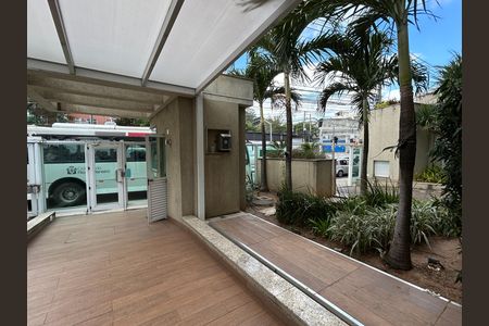 Apartamento para alugar com 72m², 3 quartos e 1 vagaPortaria