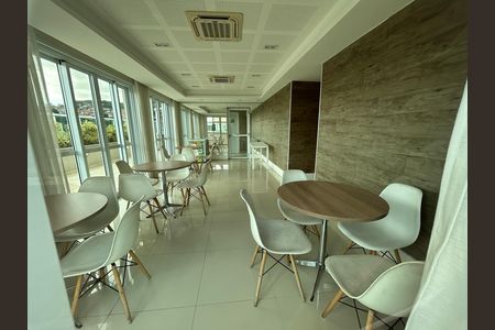 Apartamento para alugar com 72m², 3 quartos e 1 vagaÁrea comum - Salão de festas