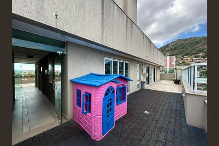 Apartamento para alugar com 72m², 3 quartos e 1 vagaÁrea comum - Playground