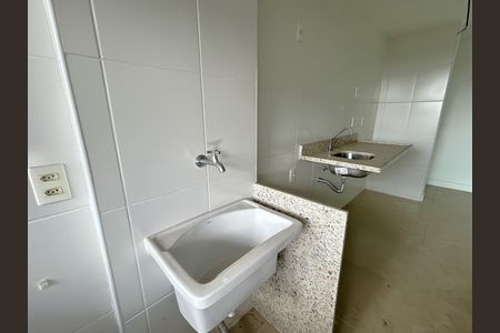 Apartamento para alugar com 72m², 3 quartos e 1 vagaÁrea de Serviço