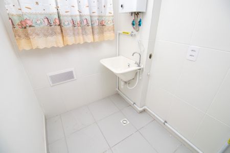 Apartamento à venda com 63m², 2 quartos e 1 vagaÁrea de Serviço