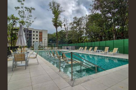 Apartamento à venda com 63m², 2 quartos e 1 vagaÁrea comum - Piscina