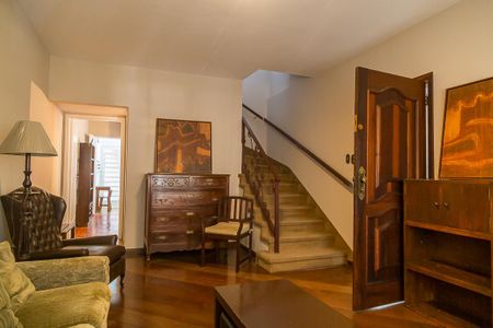 Casa à venda com 225m², 2 quartos e 2 vagasSala