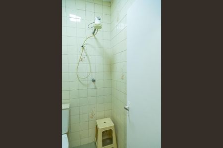 Casa à venda com 225m², 2 quartos e 2 vagasBanheiro de Serviço