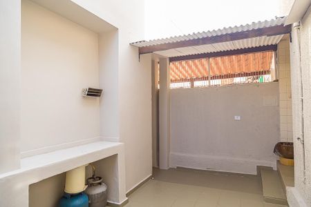 Casa à venda com 225m², 2 quartos e 2 vagasÁrea de Serviço