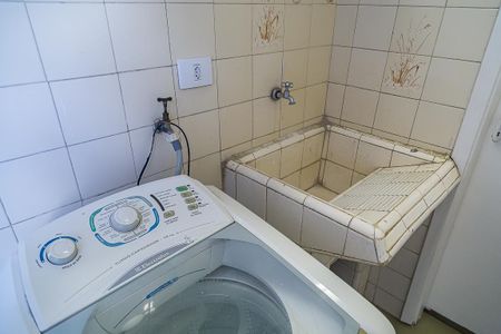 Casa à venda com 225m², 2 quartos e 2 vagasÁrea de Serviço 