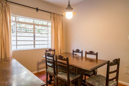 Casa à venda com 225m², 2 quartos e 2 vagasSala de Jantar