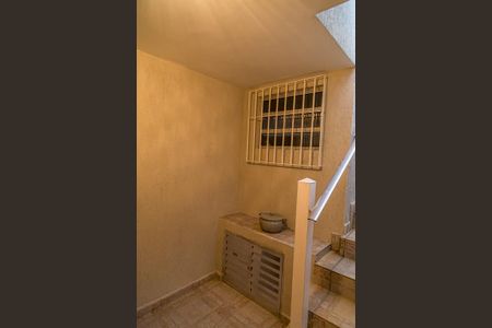 Casa à venda com 225m², 2 quartos e 2 vagasGaragem