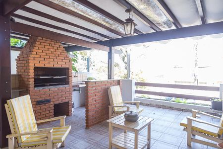 Casa à venda com 225m², 2 quartos e 2 vagasÁrea comum - Churrasqueira