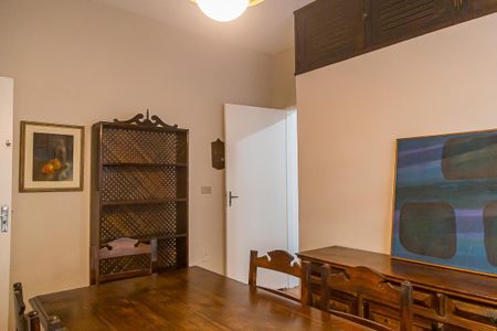 Casa à venda com 225m², 2 quartos e 2 vagasSala de Jantar