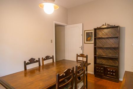 Casa à venda com 225m², 2 quartos e 2 vagasSala de Jantar