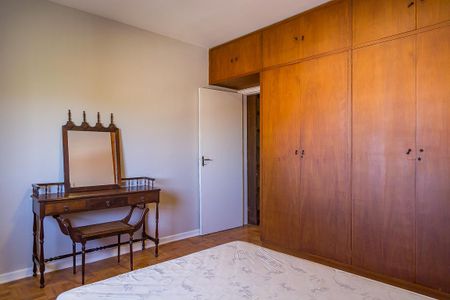 Casa à venda com 225m², 2 quartos e 2 vagasQuarto 2