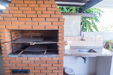 Casa à venda com 225m², 2 quartos e 2 vagasÁrea comum - Churrasqueira