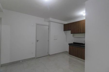 Apartamento à venda com 44m², 2 quartos e 1 vaga Apartamento à venda com 44m², 2 quartos e 1 vagaSala