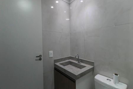 Apartamento à venda com 44m², 2 quartos e 1 vaga Apartamento à venda com 44m², 2 quartos e 1 vagaBanheiro