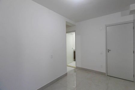 Apartamento à venda com 44m², 2 quartos e 1 vaga Apartamento à venda com 44m², 2 quartos e 1 vagaSala