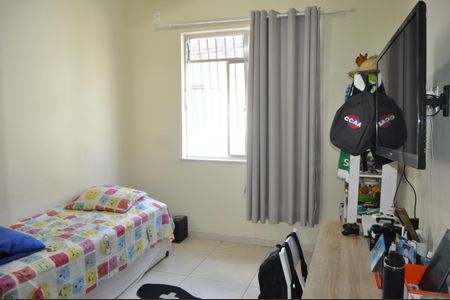 Casa de condomínio à venda com 110m², 4 quartos e 1 vagaQuarto 3