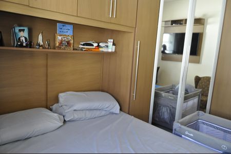 Casa de condomínio à venda com 110m², 4 quartos e 1 vagaQuarto 4