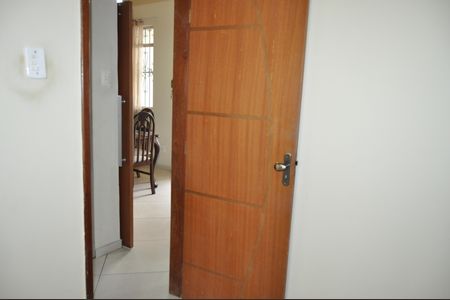 Casa de condomínio à venda com 110m², 4 quartos e 1 vagaPorta do Quarto 1