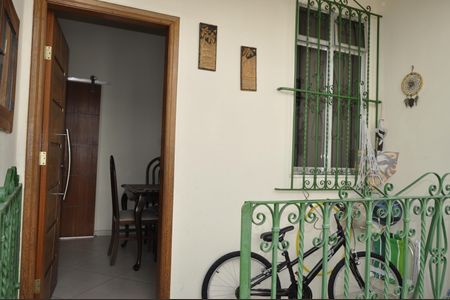 Casa de condomínio à venda com 110m², 4 quartos e 1 vagaArea comum